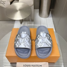 Louis Vuitton Slippers